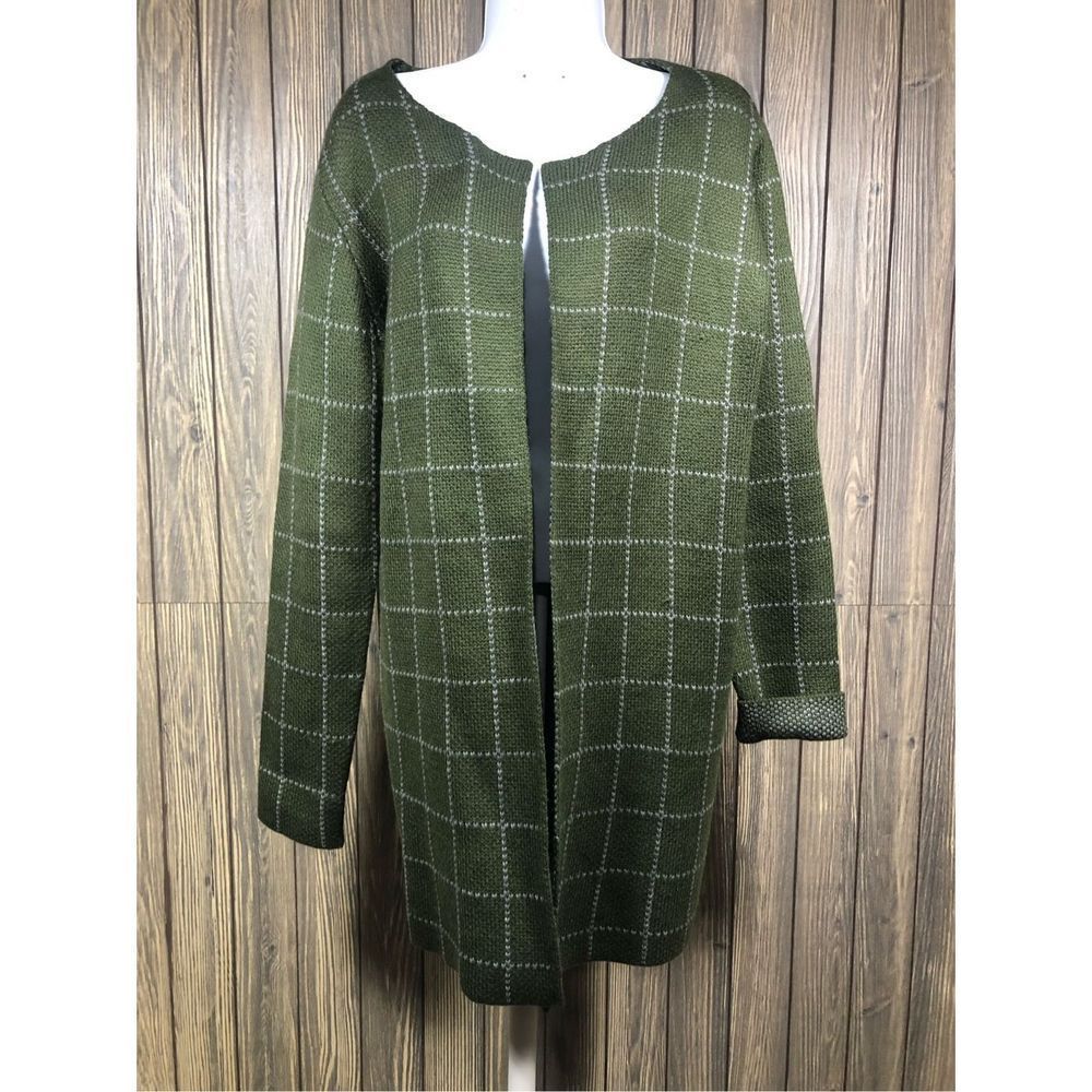 Oliver size Medium open sweater